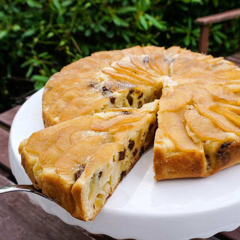 Image of Apfelkuchen im Dutch Oven