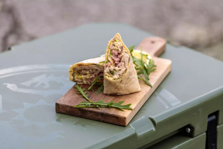 Vitello Tonnato New Style mit Schafskäse im Fladenbrot
