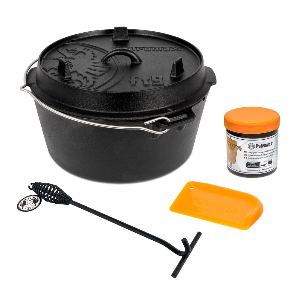Petromax Feuertopf ft9-t Set Einsteiger: Dutch Oven mit planem Boden, Deckelheber, Schaber und Pflegepaste