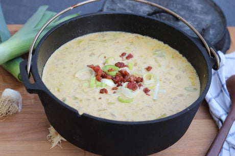 Käsesuppe mit Hackfleisch und Lauch