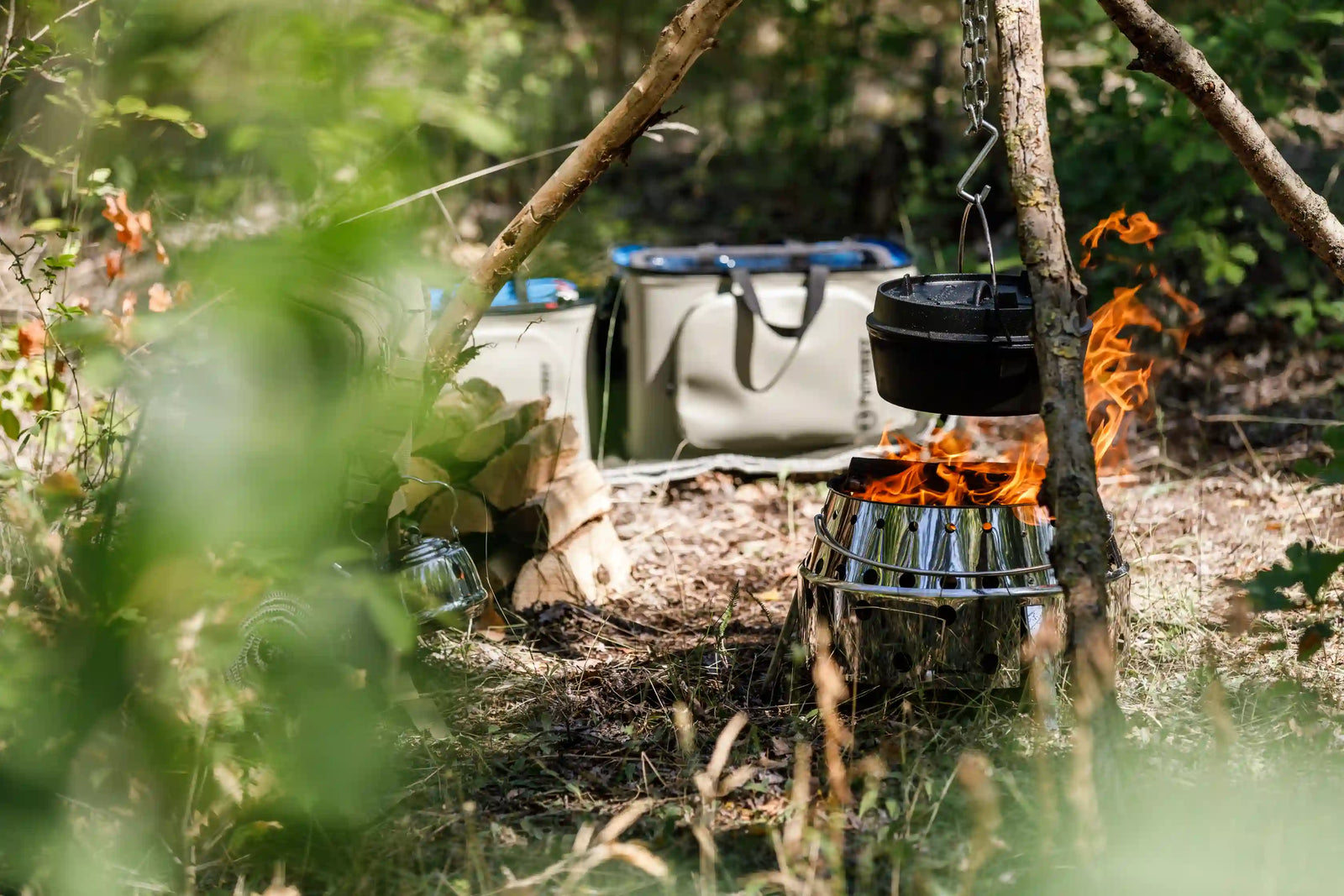 Kochen am Lagerfeuer: Rezepte & Zubehör für die Wildnis