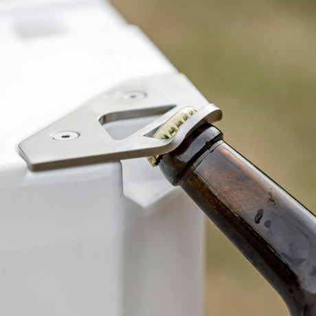 Schlossplatte mit Flaschenöffner Kühlbox