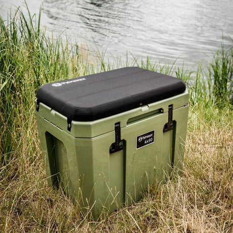 Kühlbox KX50 inkl. Sitzkissen, Korb & Trennbrett, olivcool