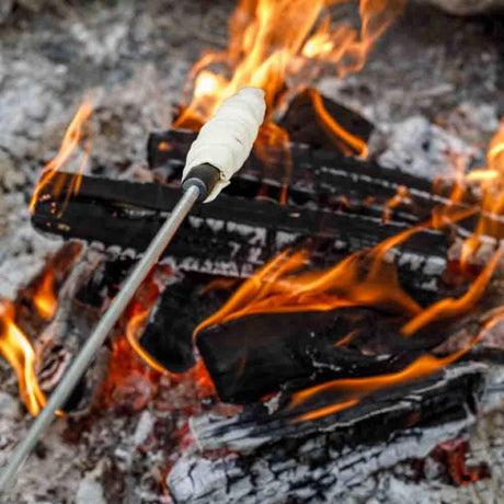 Stockbrot Spieß mit Gusseisenspitze