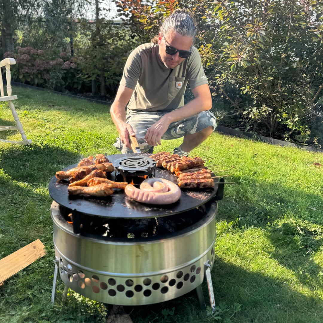 Grillplatte Tyropit und Pyron