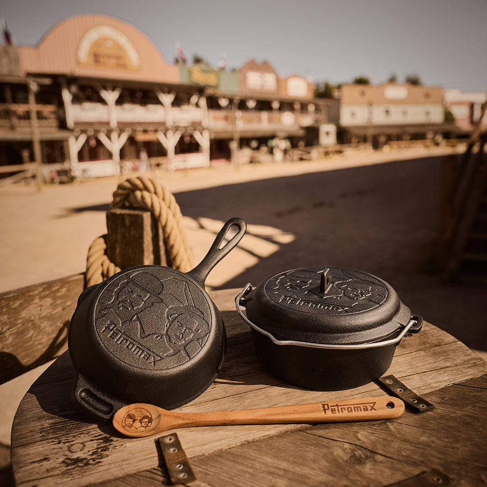 Set Gusseisenpfanne + Dutch Oven + Holzlöffel - Bud Spencer & Terence Hill Edition